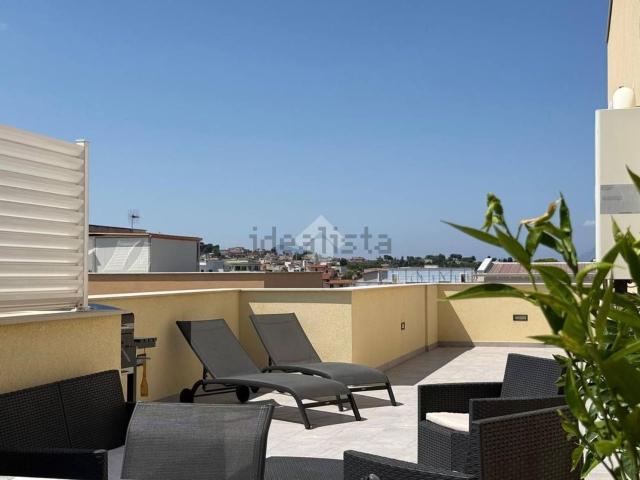 Appartamento in vendita di 135 m² in Via Calarossa, 9