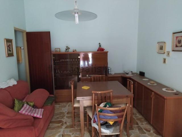 Appartamento in vendita di 135 m² in Via Carignano