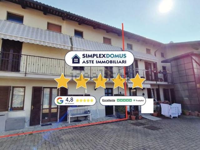 Appartamento in vendita di 135 m² in Via Carlo Felice Trossi
