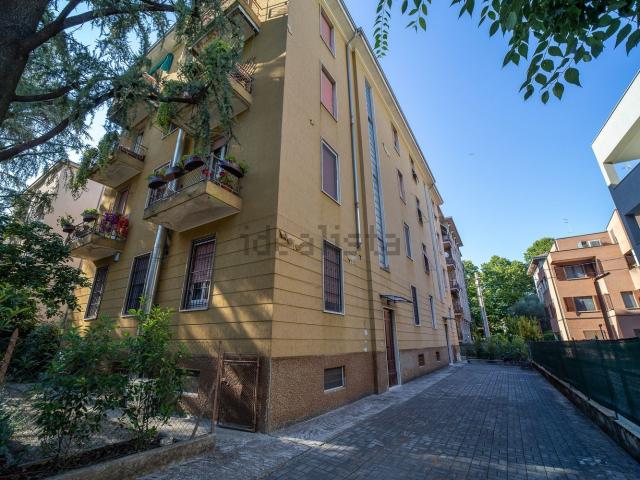 Appartamento in vendita di 135 m² in Via Amato Furlotti