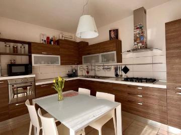 Appartamento in vendita di 135 m² in Via Amilcare Mattioli