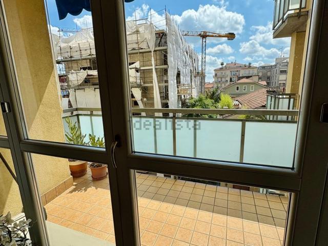Appartamento in vendita di 135 m² in Via Antonio Ghislanzoni, 25