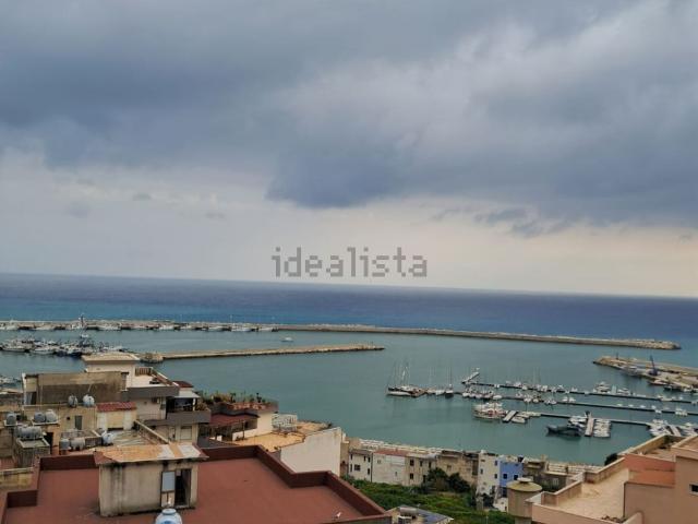 Appartamento in vendita di 135 m² in Via Antonio Gramsci