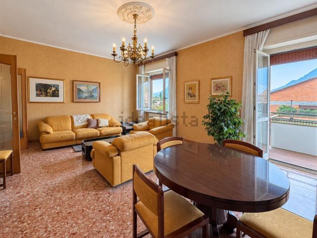Appartamento in vendita di 135 m² in Via ai Pini