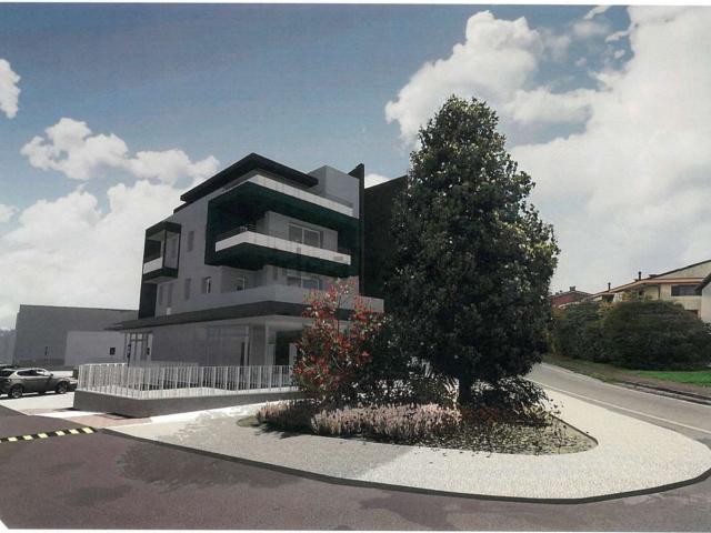 Appartamento in vendita di 135 m² in Via Alta, 57