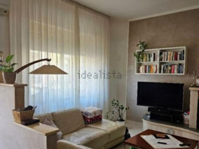 Appartamento in vendita di 135 m² in Via Alba