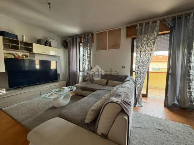 Appartamento in vendita di 135 m² in Via Arturo Toscanini, 5