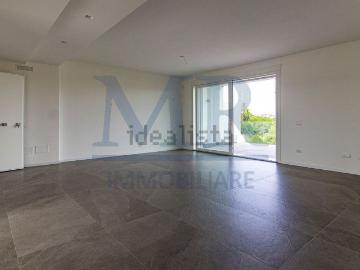 Appartamento in vendita di 135 m² in Via Aureliana