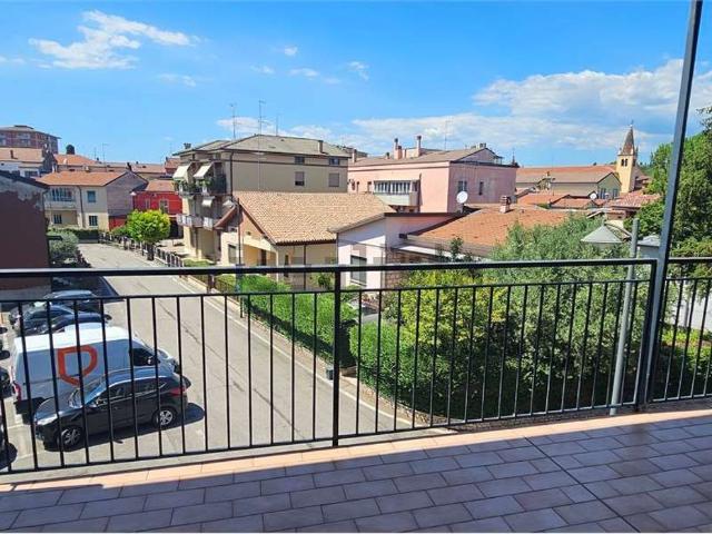 Appartamento in vendita di 135 m² in Via Barbarani Berto, 6