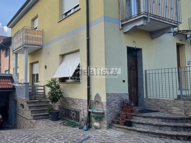 Appartamento in vendita di 135 m² in Via Bernardino Luini, 3
