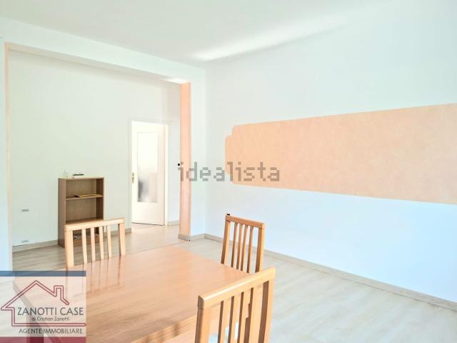 Appartamento in vendita di 135 m² in Via Gozzano