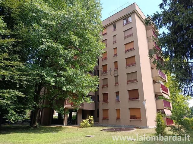 Appartamento in vendita di 135 m² in Via Gaetano Donizetti, 71
