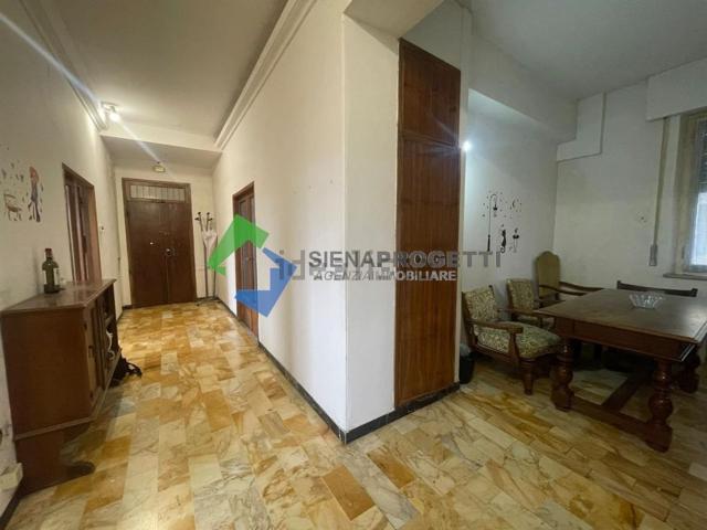 Appartamento in vendita di 164 m² in Via Giuseppe Mazzini