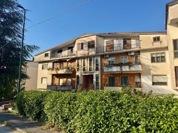 Appartamento in vendita di 135 m² in Via Giuseppe Verdi, 36