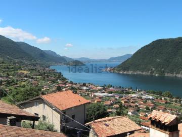 Appartamento in vendita di 135 m² in Via Giuseppe Verdi