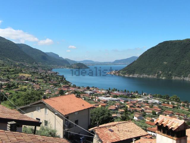 Appartamento in vendita di 135 m² in Via Giuseppe Verdi