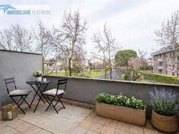 Appartamento in vendita di 135 m² in Via Giancarlo Puecher, 18