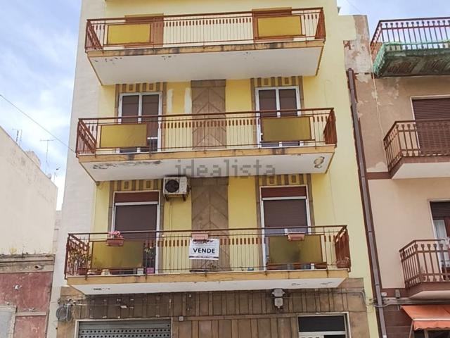 Appartamento in vendita di 135 m² in Via Giovanni Lavaggi