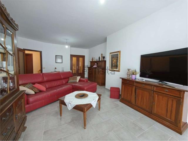 Appartamento in vendita di 135 m² in Via Grotta del Toro