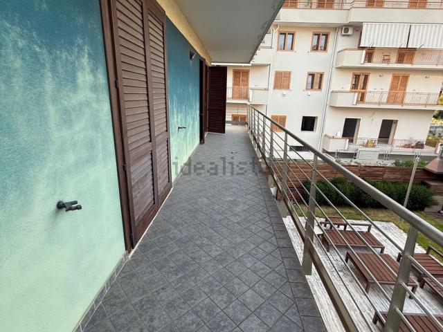 Appartamento in vendita di 135 m² in Via Dante Alighieri