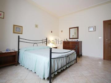 Appartamento in vendita di 135 m² in Via del Bisenzio, 16