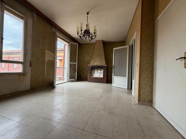 Appartamento in vendita di 135 m² in Via del Lavoro