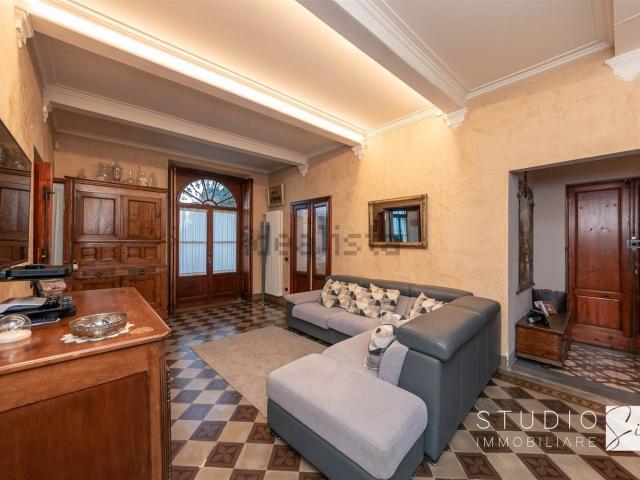 Appartamento in vendita di 135 m² in Via della Ficaia