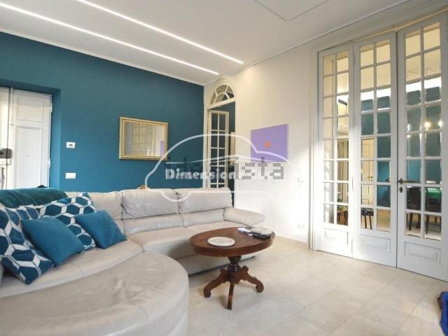 Appartamento in vendita di 135 m² in Via di Tiglio, 271