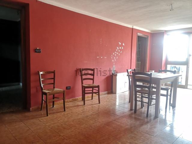 Appartamento in vendita di 135 m² in Via Enrico de Nicola, 58