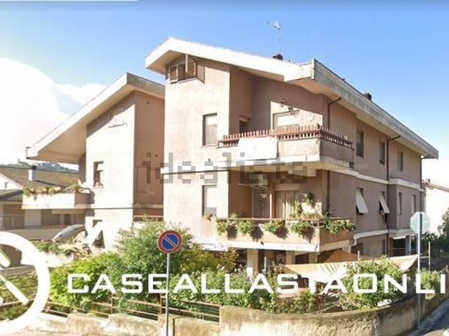 Appartamento in vendita di 135 m² in Via Eugenio Curiel