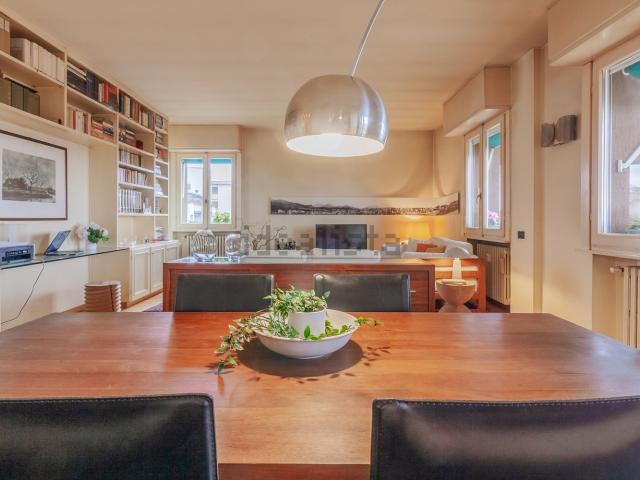 Appartamento in vendita di 135 m² in Via Fratelli Galimberti, 2