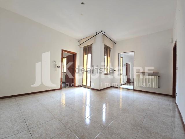 Appartamento in vendita di 135 m² in Via Ignazio Cuscini