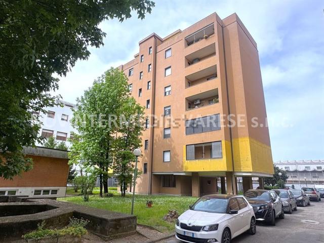 Appartamento in vendita di 135 m² in Via Isocrate