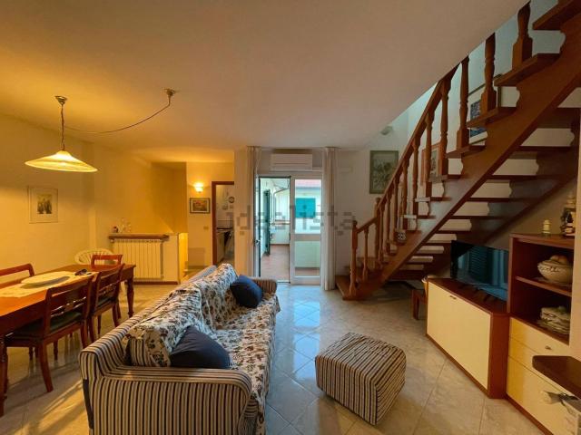 Appartamento in vendita di 135 m² in Via IV Novembre, 103
