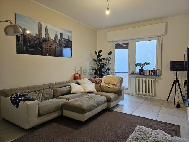 Appartamento in vendita di 135 m² in Via Leopoldo Cerri
