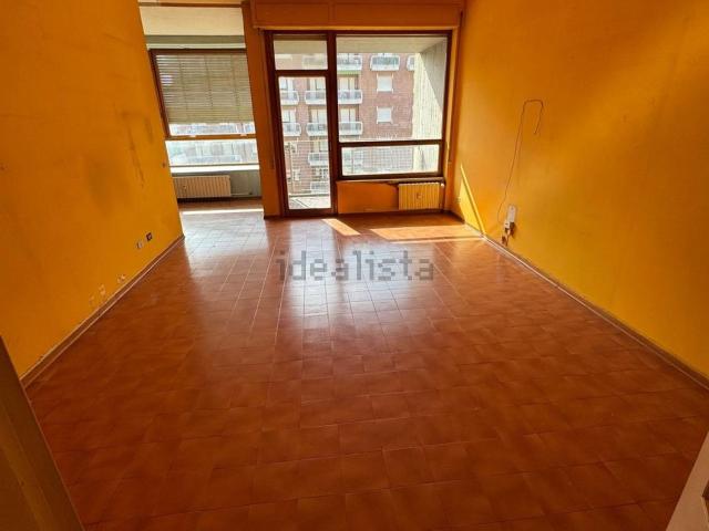 Appartamento in vendita di 135 m² in Via Luigi Bergera, 10