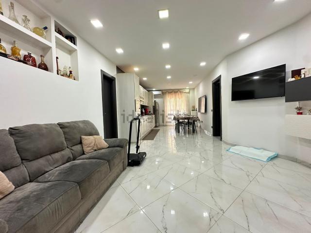 Appartamento in vendita di 135 m² in Via Luigi Fibonacci