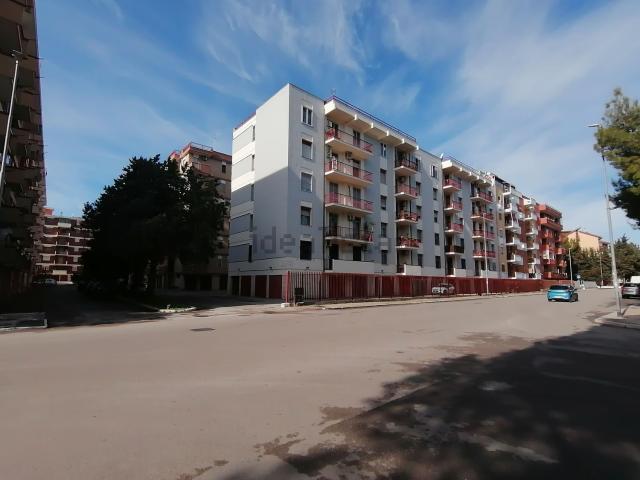 Appartamento in vendita di 135 m² in Via Luigi Rovelli