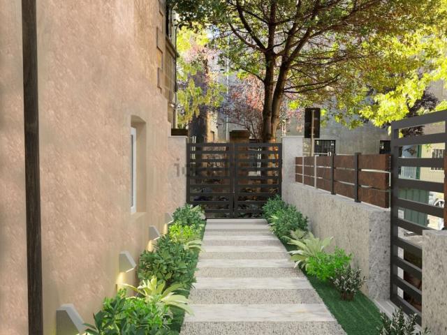 Appartamento in vendita di 135 m² in Via Monte Asolone