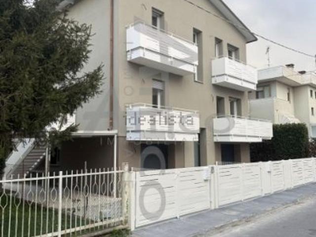Appartamento in vendita di 135 m² in Via Montenero, 36