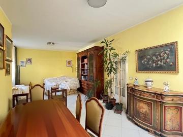 Appartamento in vendita di 135 m² in Via Madonna dell&apos Arco, 355