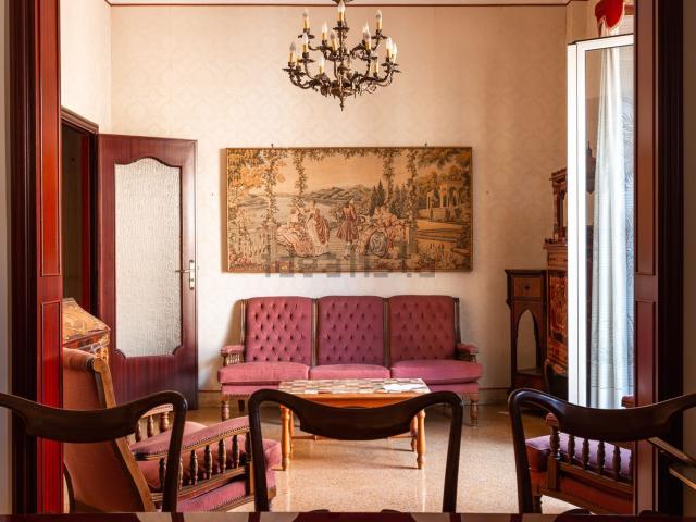 Appartamento in vendita di 135 m² in Via Marco Polo, 66