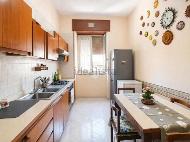 Appartamento in vendita di 135 m² in Via Michelangelo Naldi, 11