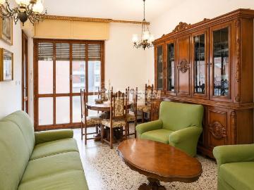 Appartamento in vendita di 135 m² in Via Nora, 1