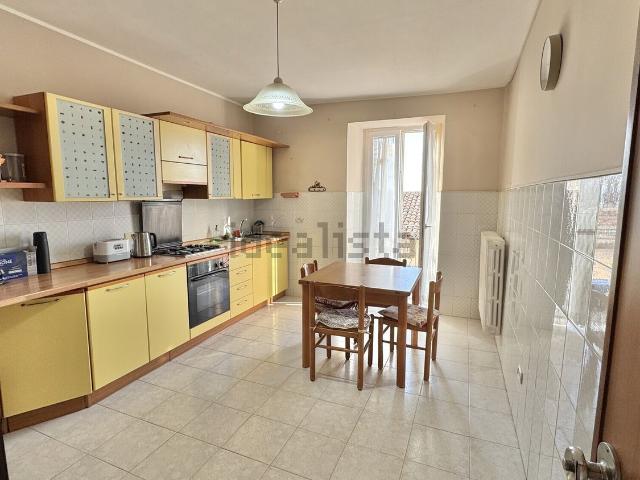 Appartamento in vendita di 135 m² in Via Napoli, 1