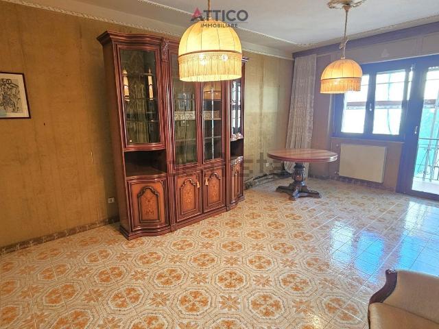Appartamento in vendita di 135 m² in Via Salvatore Dau, 3