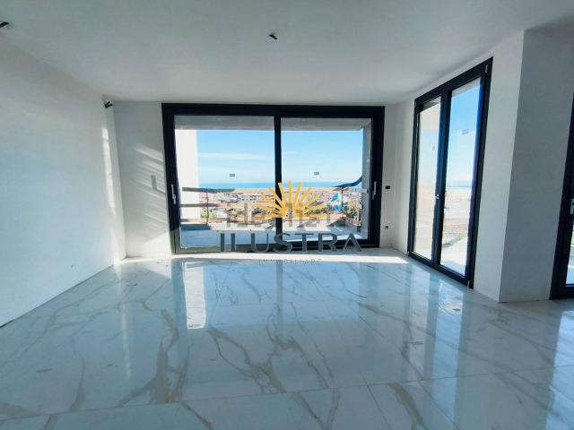 Appartamento in vendita di 135 m² in Via Sandro Botticelli, 22