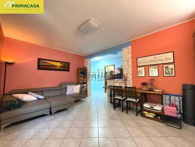 Appartamento in vendita di 135 m² in Via Stazione