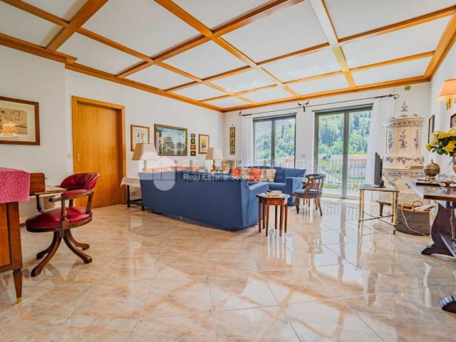 Appartamento in vendita di 135 m² in Via Padre Remo Armani, 18