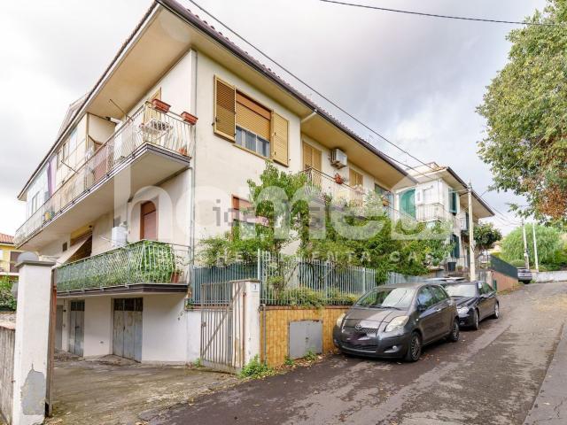 Appartamento in vendita di 135 m² in Via Papa Giovanni XXIII, 9